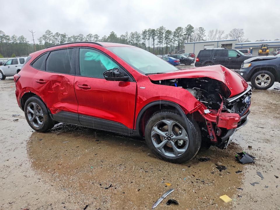 2025 Ford Escape st Line