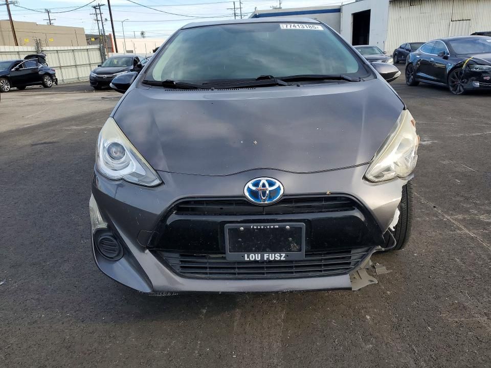 2015 Toyota Prius c