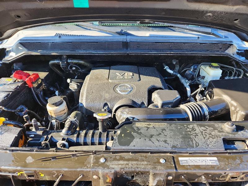2013 Nissan Titan SV