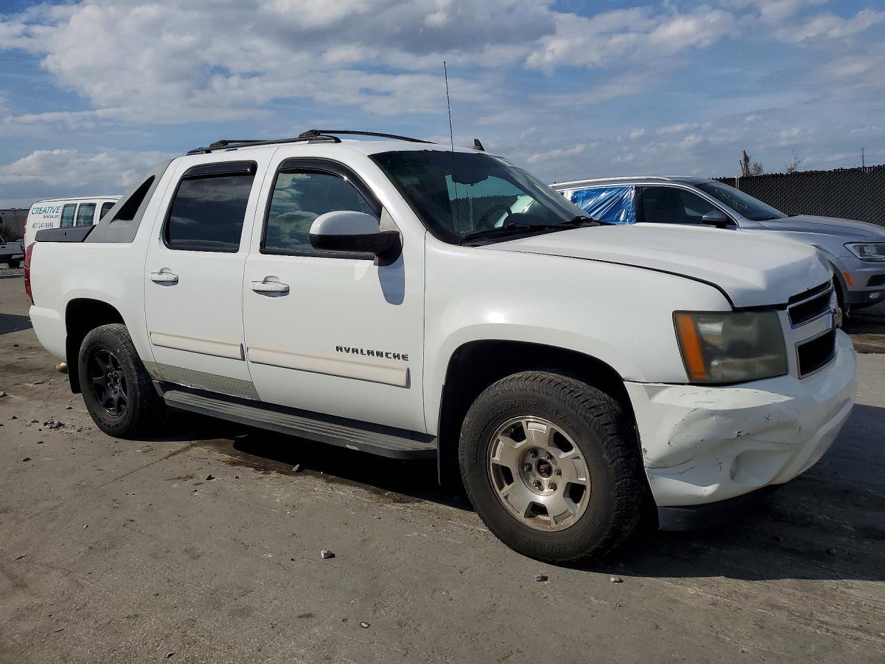 2011 Chevrolet Avalanche ls