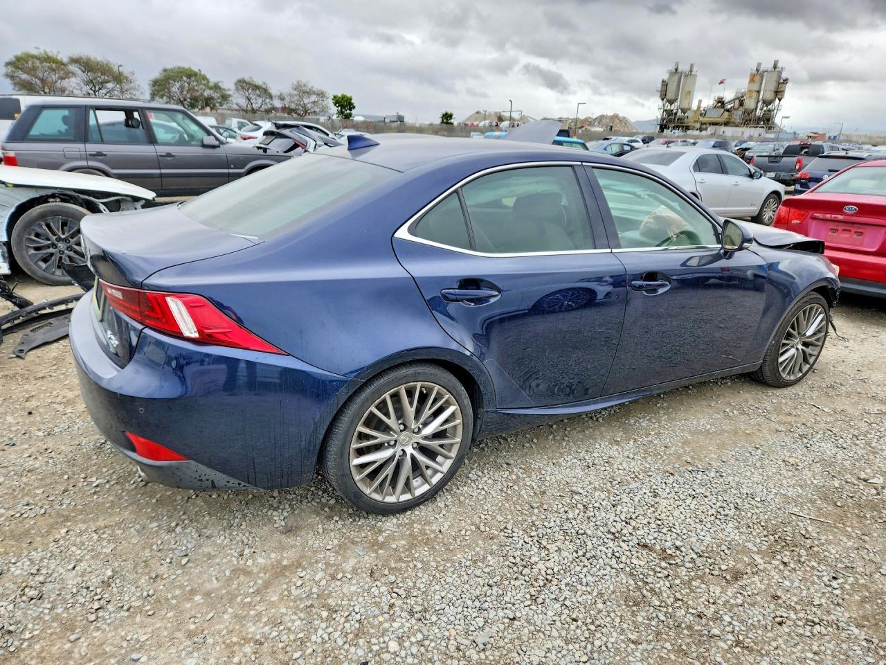 2015 Lexus IS