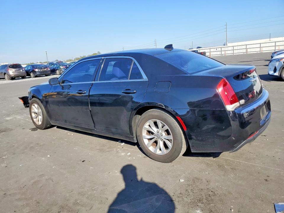 2015 Chrysler 300 Limited