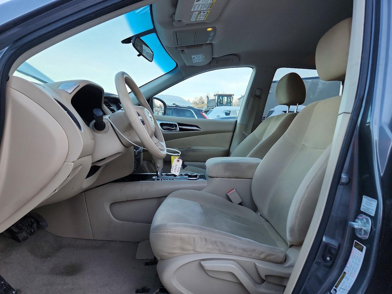 2015 Nissan Pathfinder s