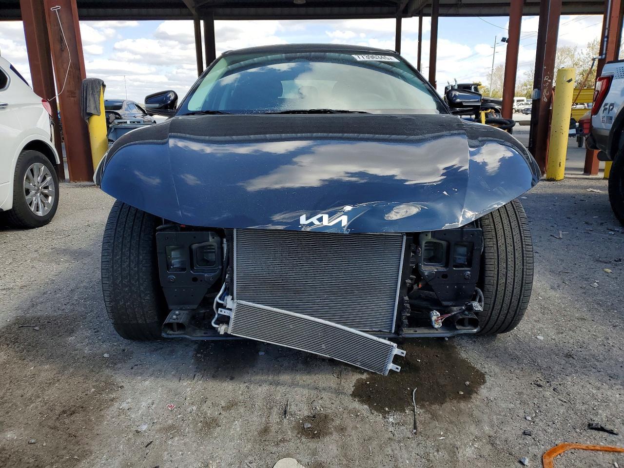 2023 KIA EV6 Light