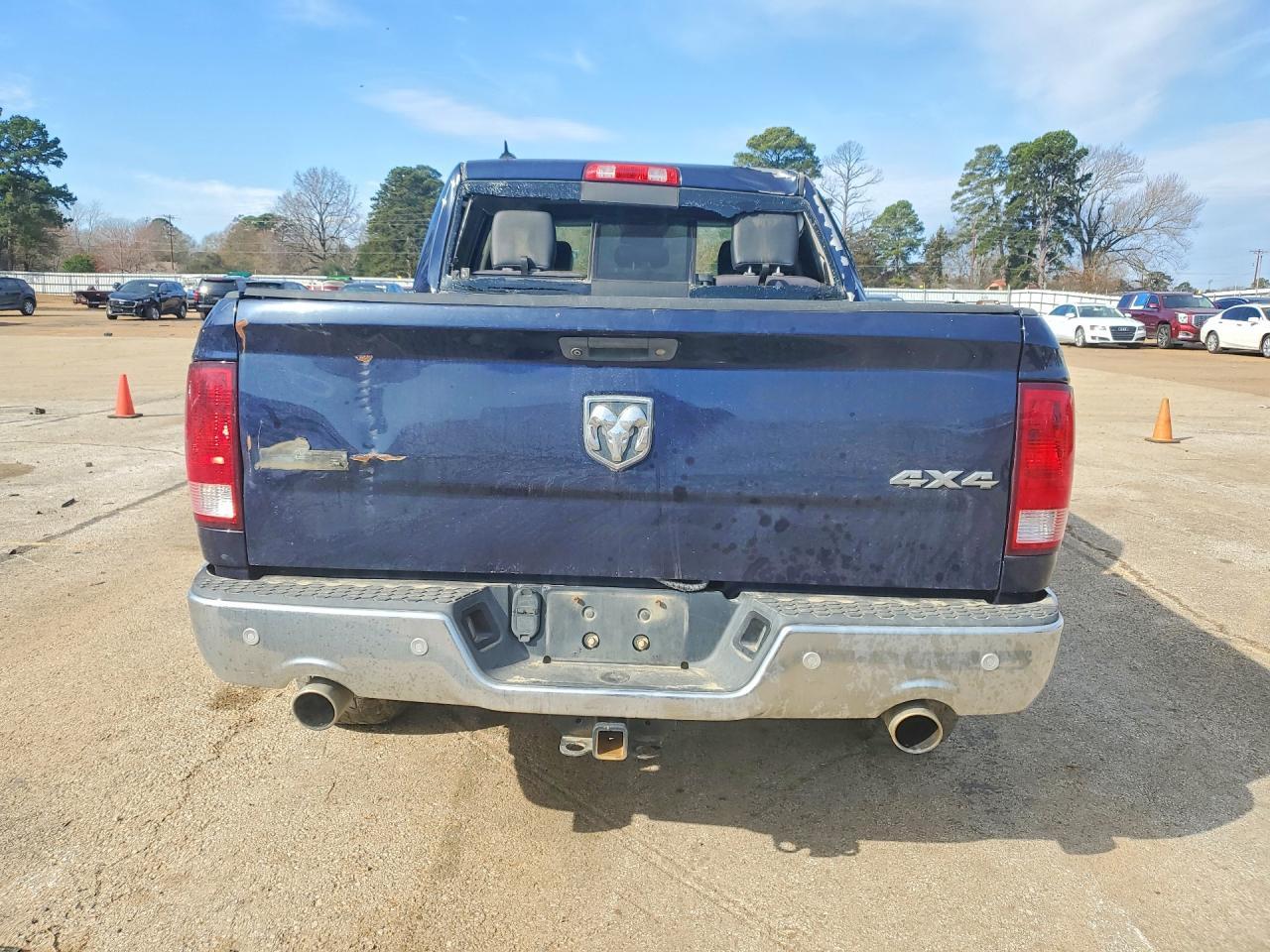 2015 Dodge RAM 1500 SLT