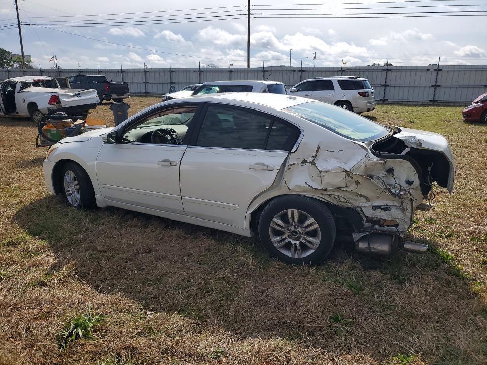 2011 Nissan Altima Base