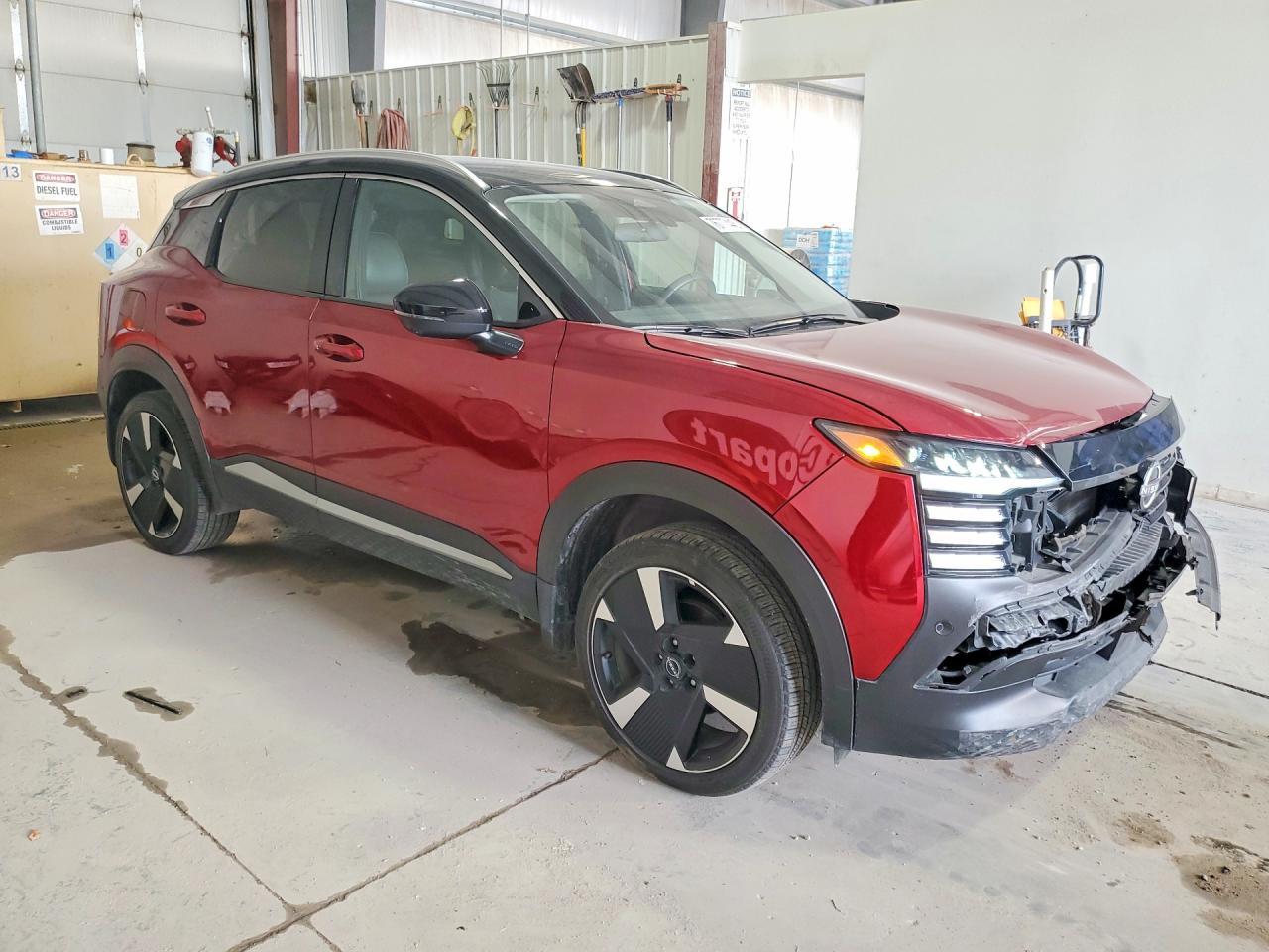 2025 Nissan Kicks sr