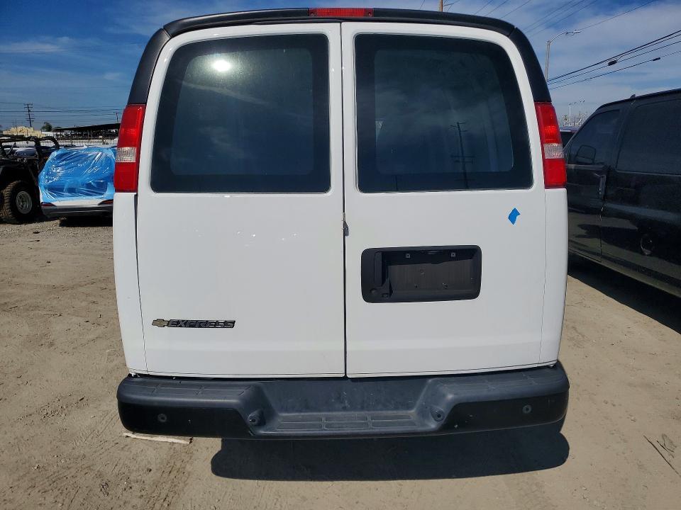 2018 Chevrolet Express 2500 Utility / Service Van