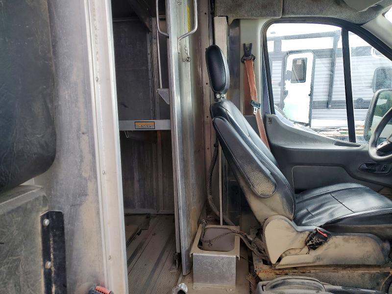 2021 Ford Transit Delivery Truck