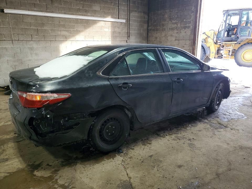 2015 Toyota Camry Hybrid