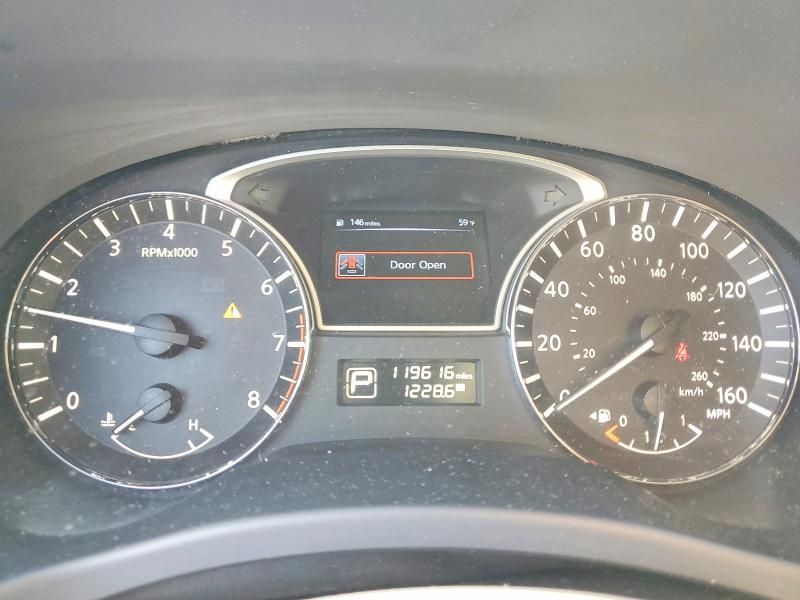 2014 Nissan Pathfinder s