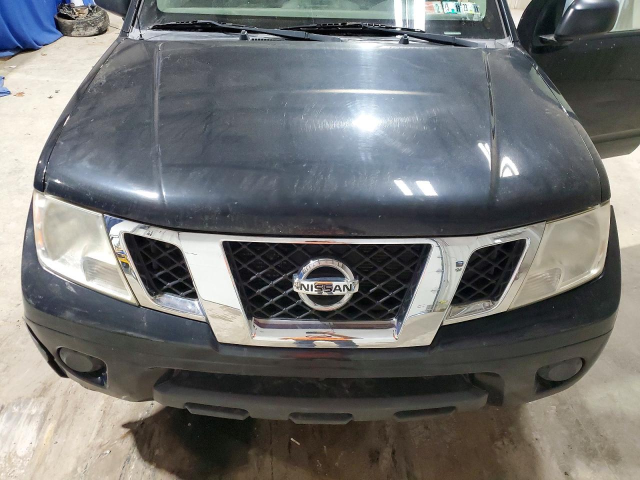 2012 Niss Frontier SV