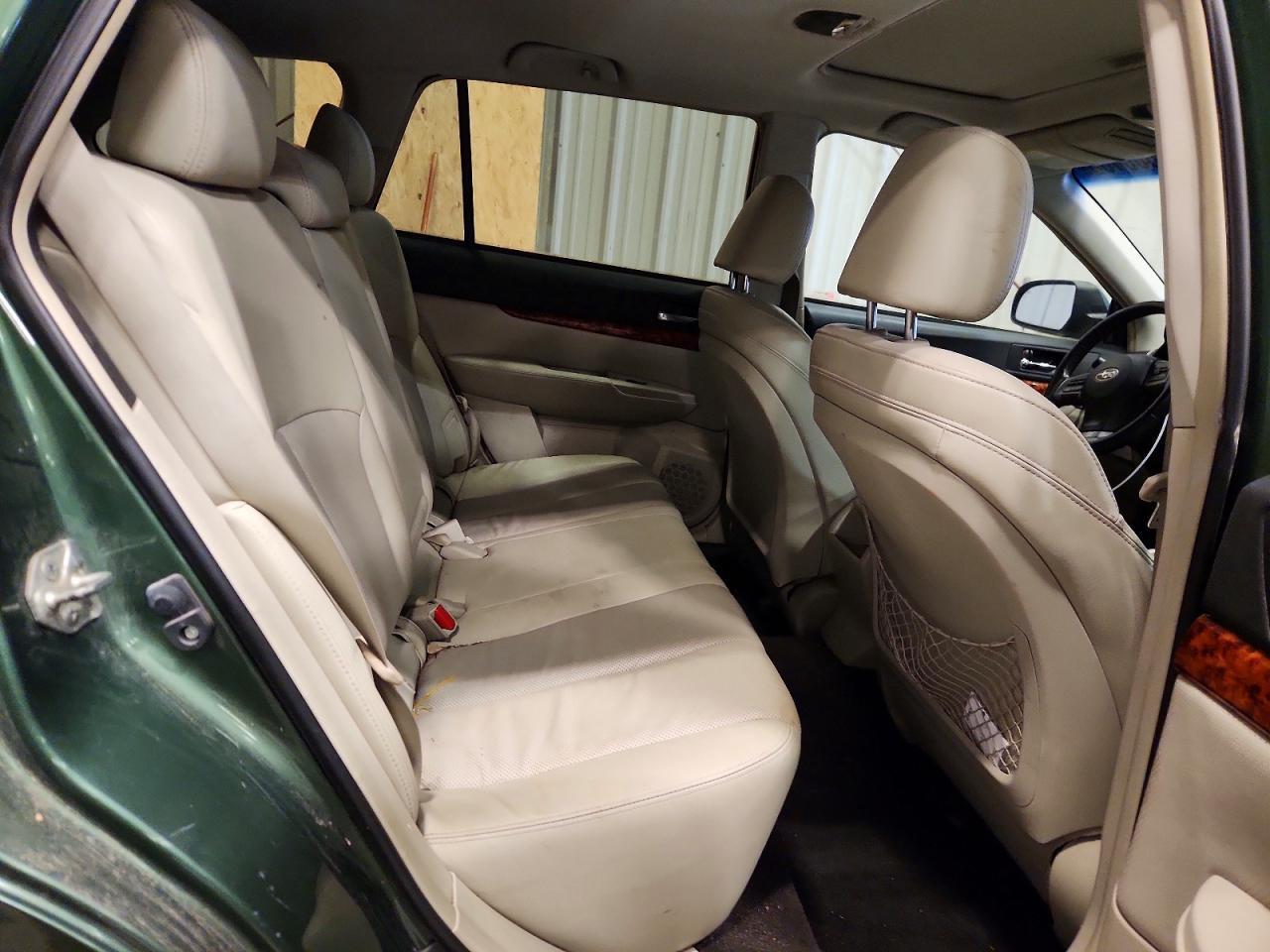 2012 Subaru Outback 2.5i Limited