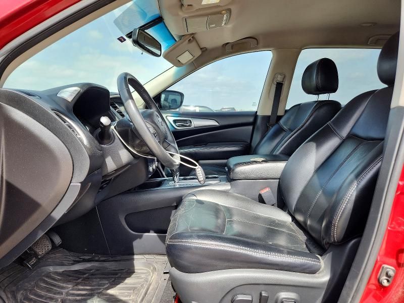 2017 Nissan Pathfinder sl