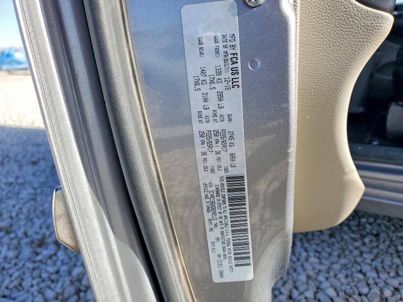 2016 Chrysler Town & Country Touring
