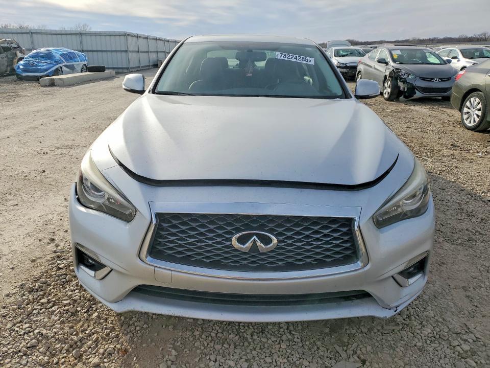 2018 Infiniti Q50 Luxe