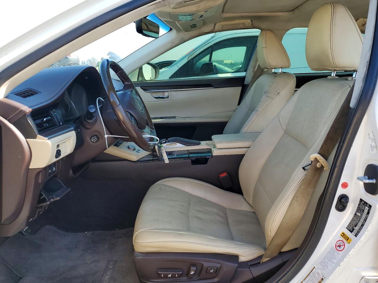 2016 Lexus Es 300h