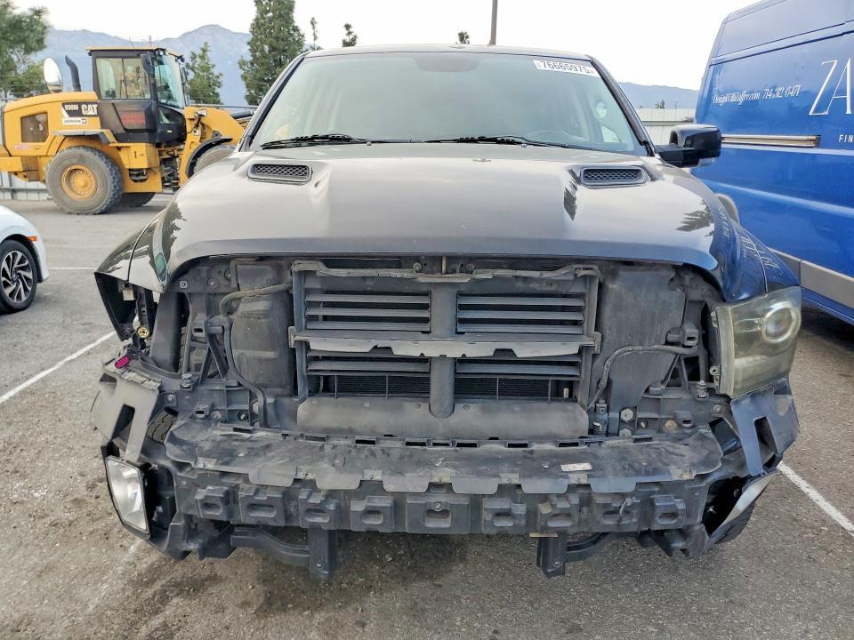 2014 Dodge RAM 1500 Sport