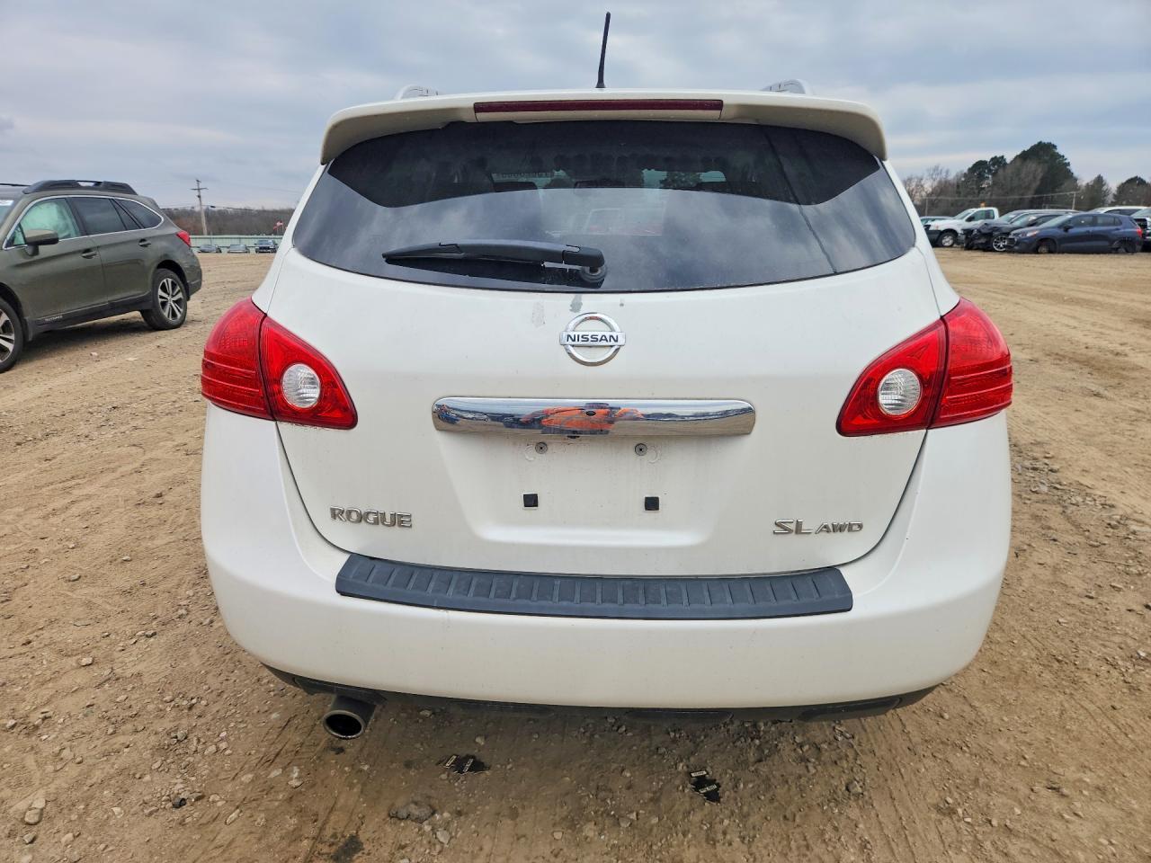 2012 Nissan Rogue s