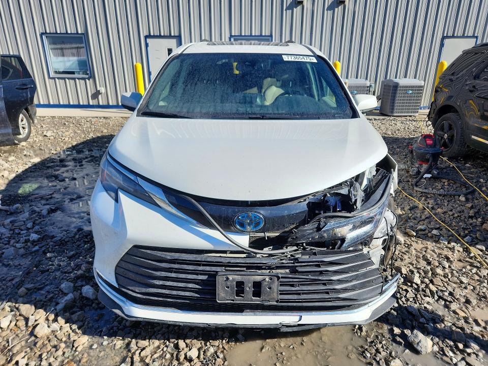 2021 Toyota Sienna