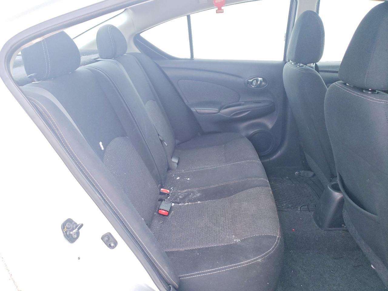 2015 Nissan Versa s
