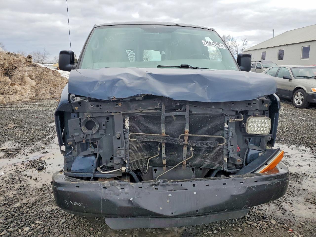 2013 Chev Express Cargo 2500 1