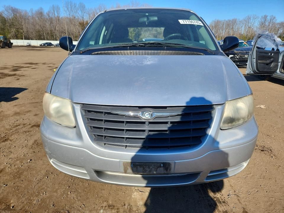 2006 Chrysler Town & Country
