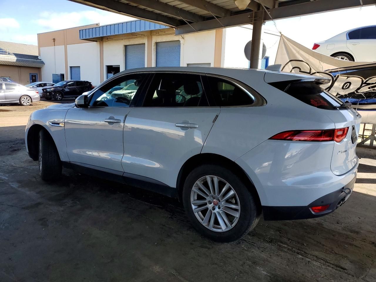 2017 Jaguar F-pace Prestige