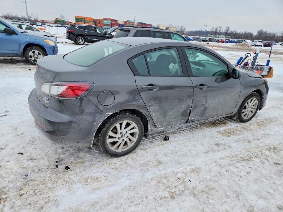 2013 Mazda 3 I