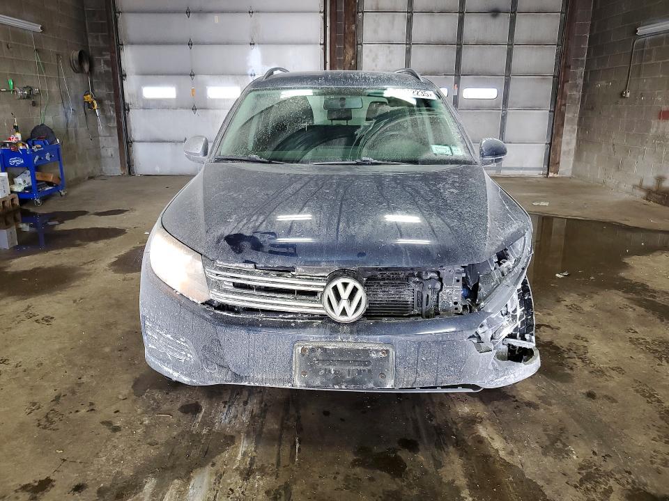 2015 Volkswagen Tiguan s