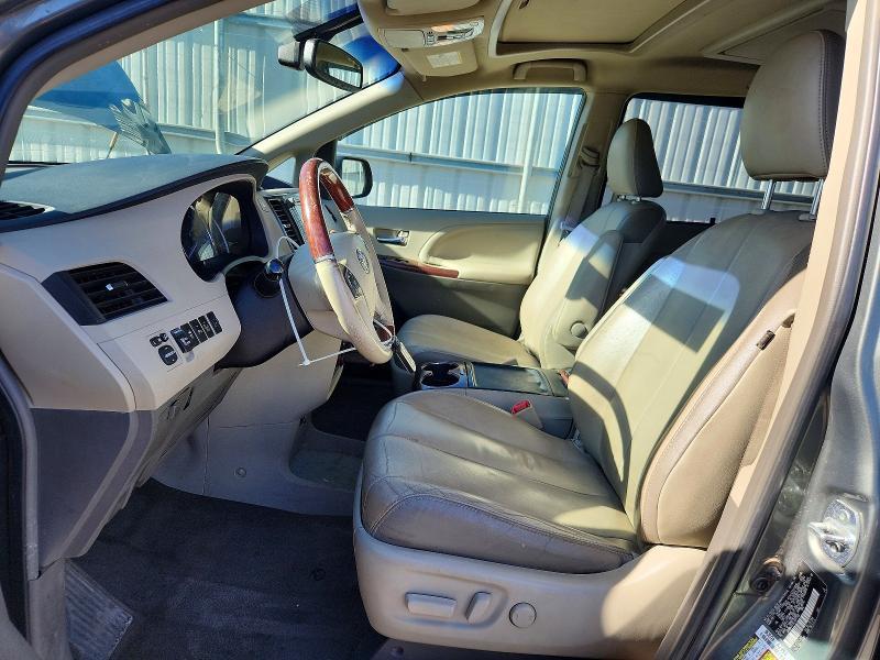 2014 Toyota Sienna xle