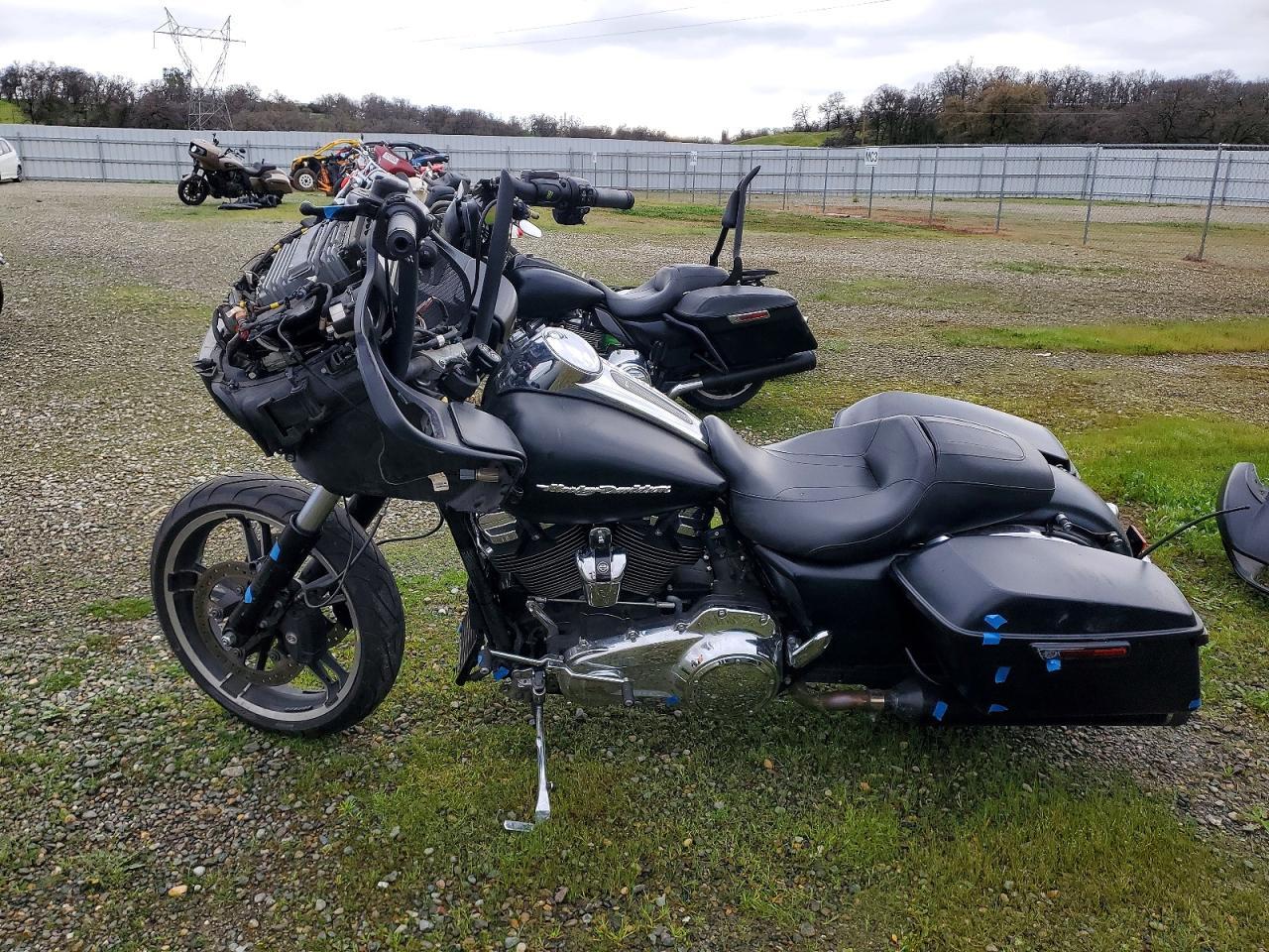 2017 Harley-Davidson Fltrxs Road Glide Special