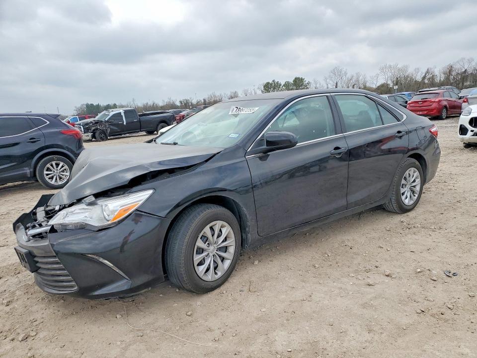 2017 Toyota Camry le