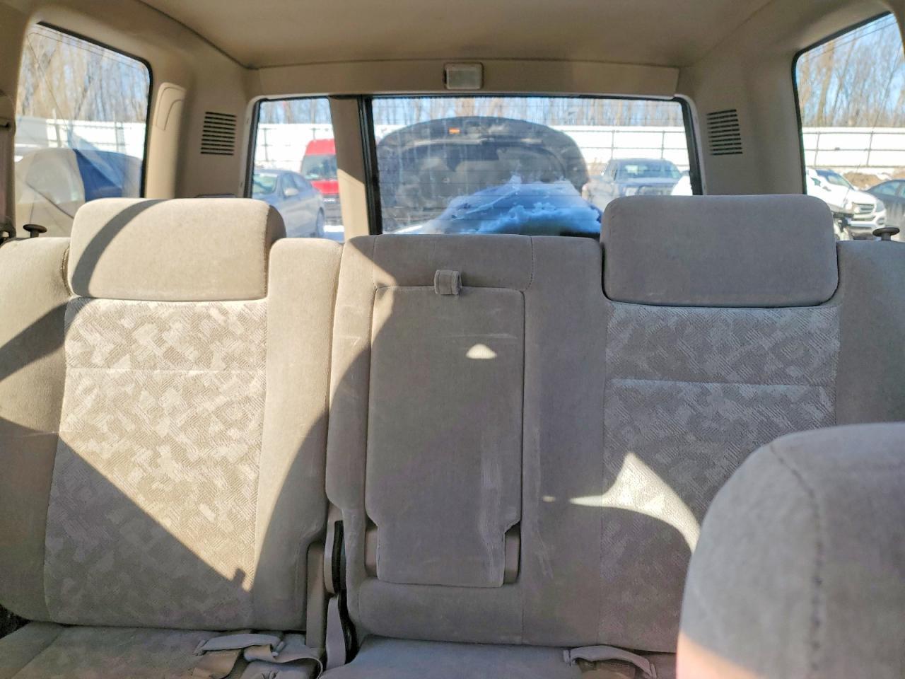 2002 Isuzu Trooper s