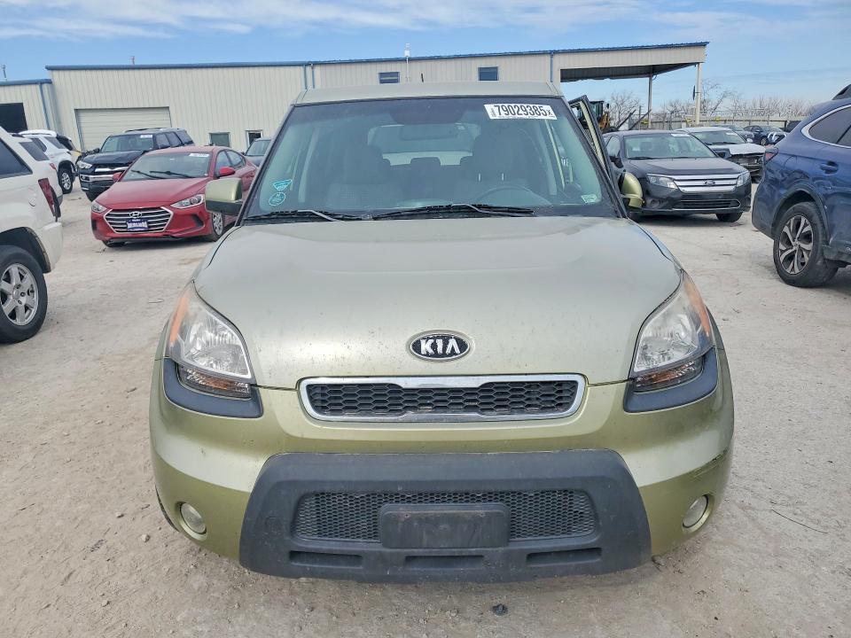 2010 KIA Soul +