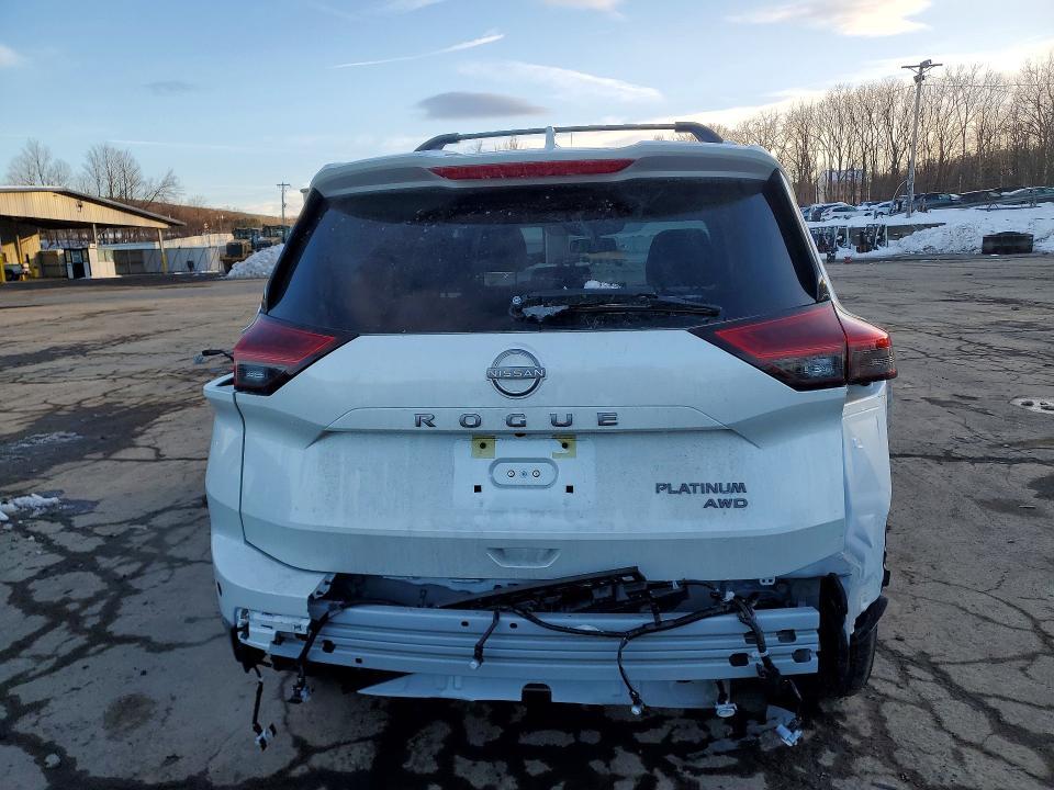 2025 Nissan Rogue Platinum