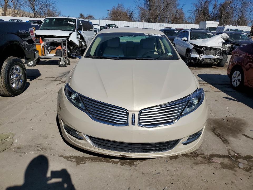 2014 Lincoln MKZ