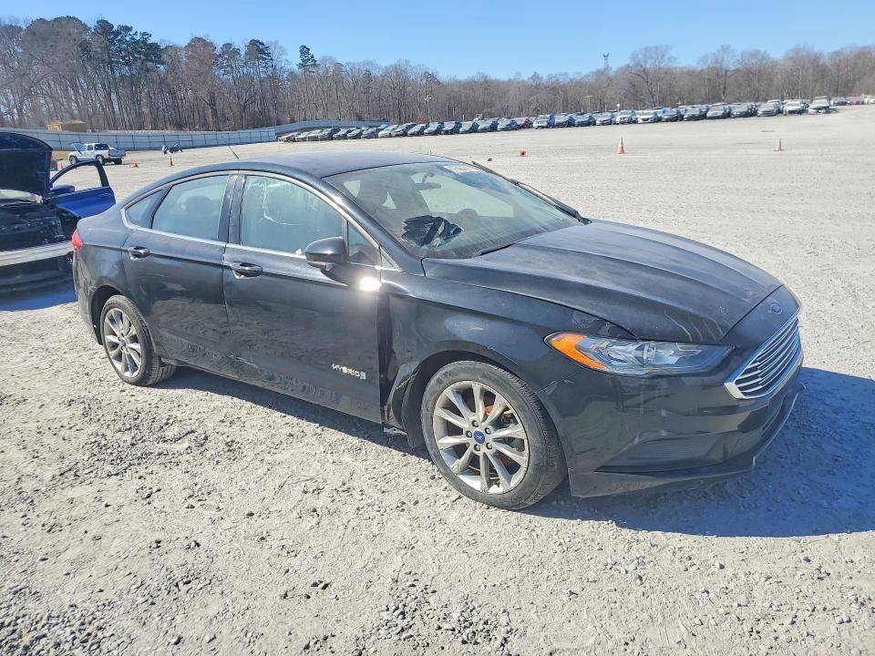 2017 Ford Fusion se Hybrid