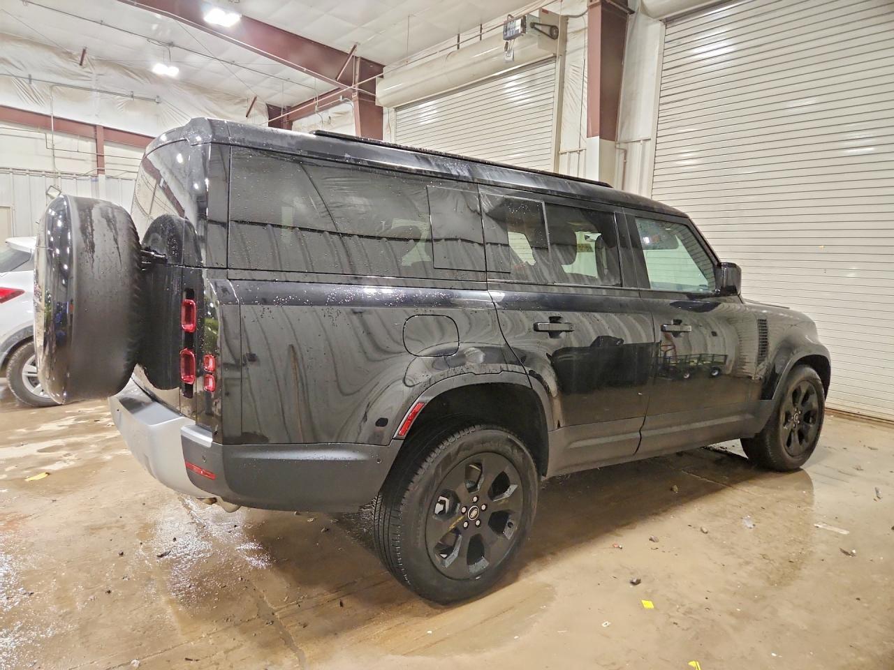 2025 Landau Boat Co Defender