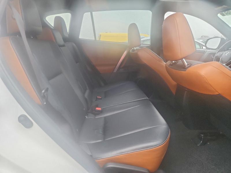 2016 Toyota Rav4 se