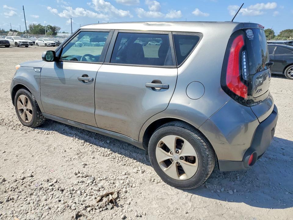 2016 KIA Soul Base