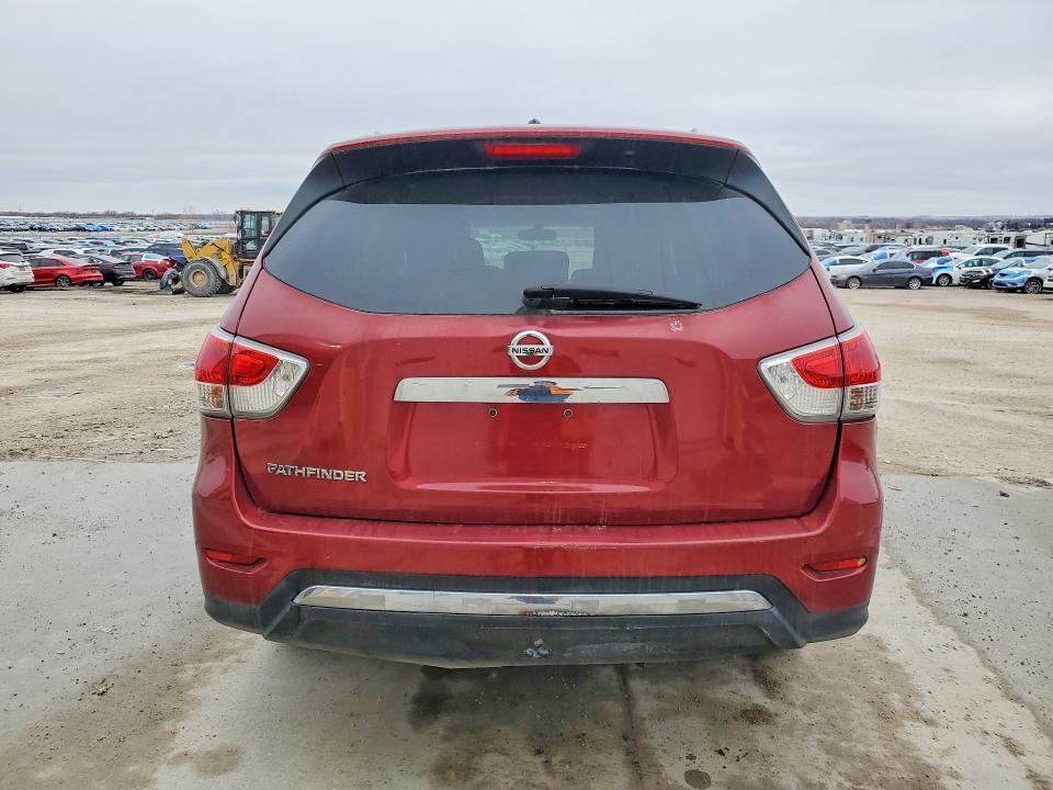 2015 Nissan Pathfinder s