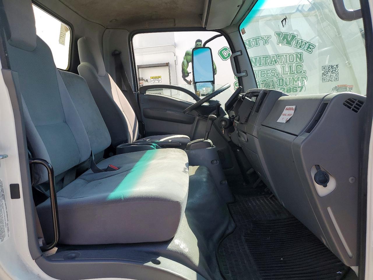 2020 Isuzu NPR HD