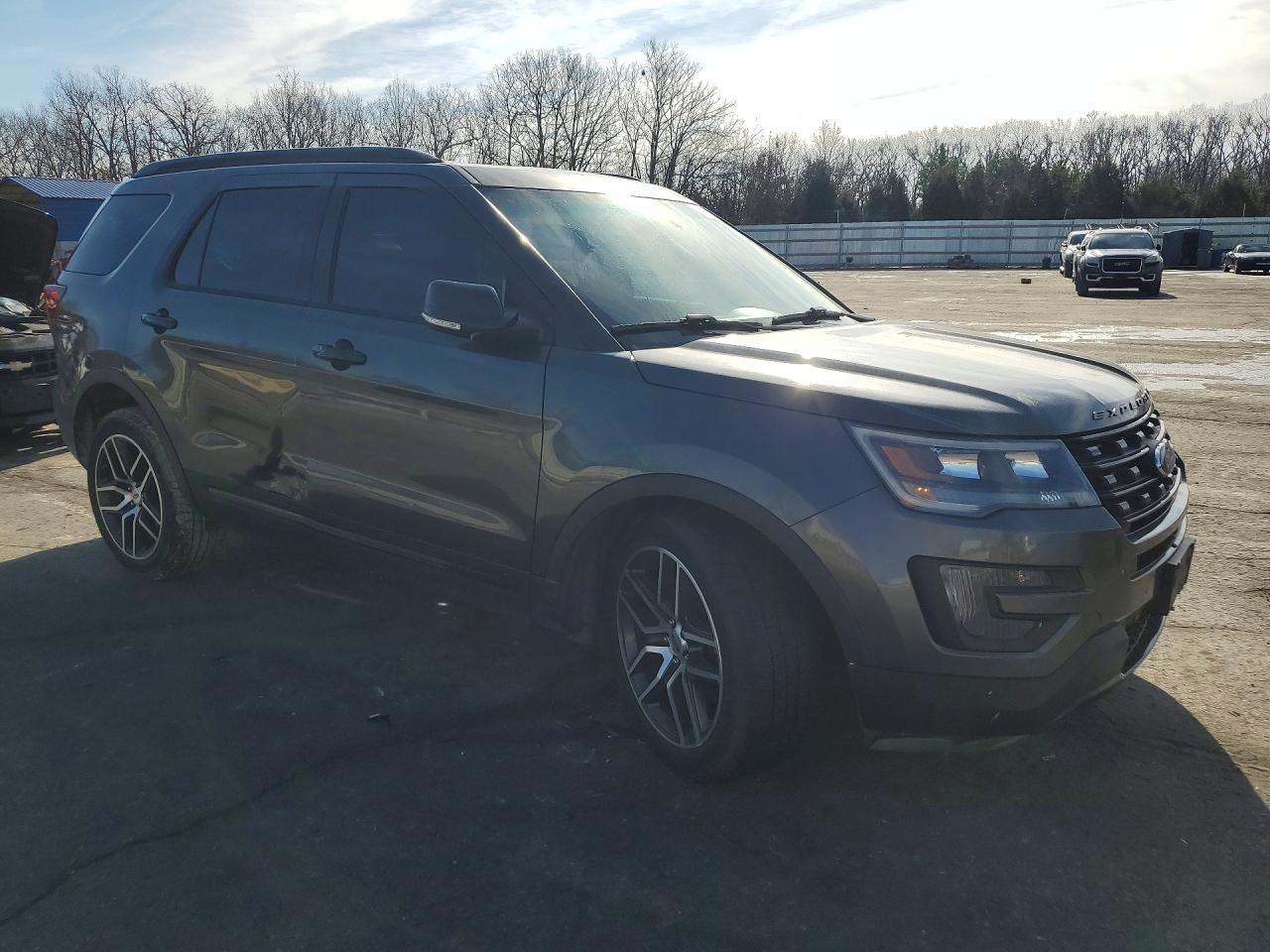 2016 Ford Explorer Sport