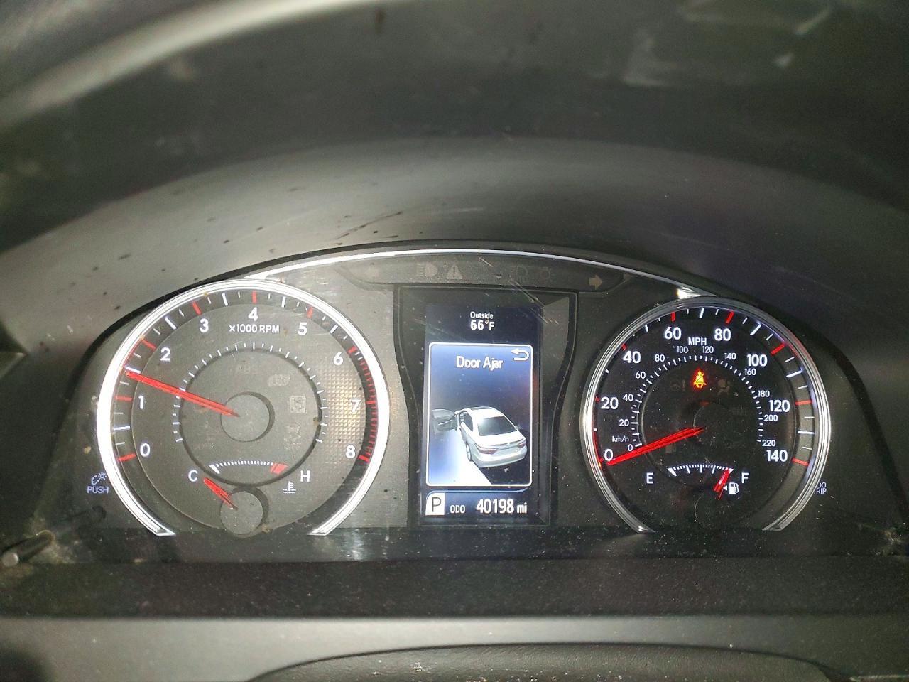 2017 Toyota Camry le