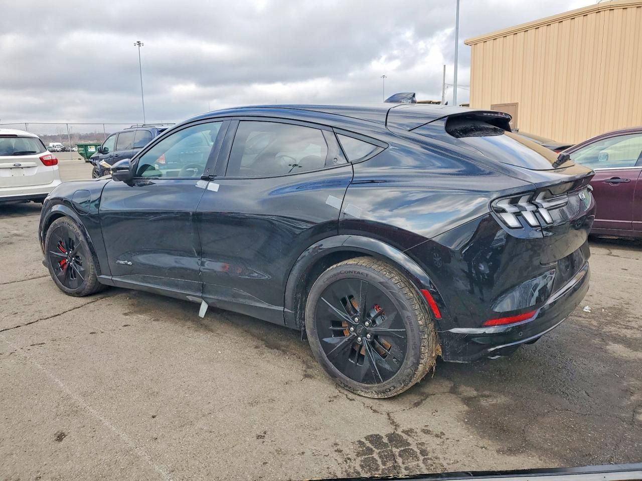 2025 Ford Mustang Mach-e gt