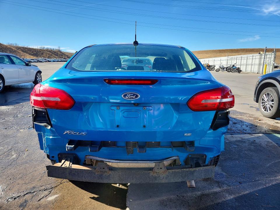 2016 Ford Focus se