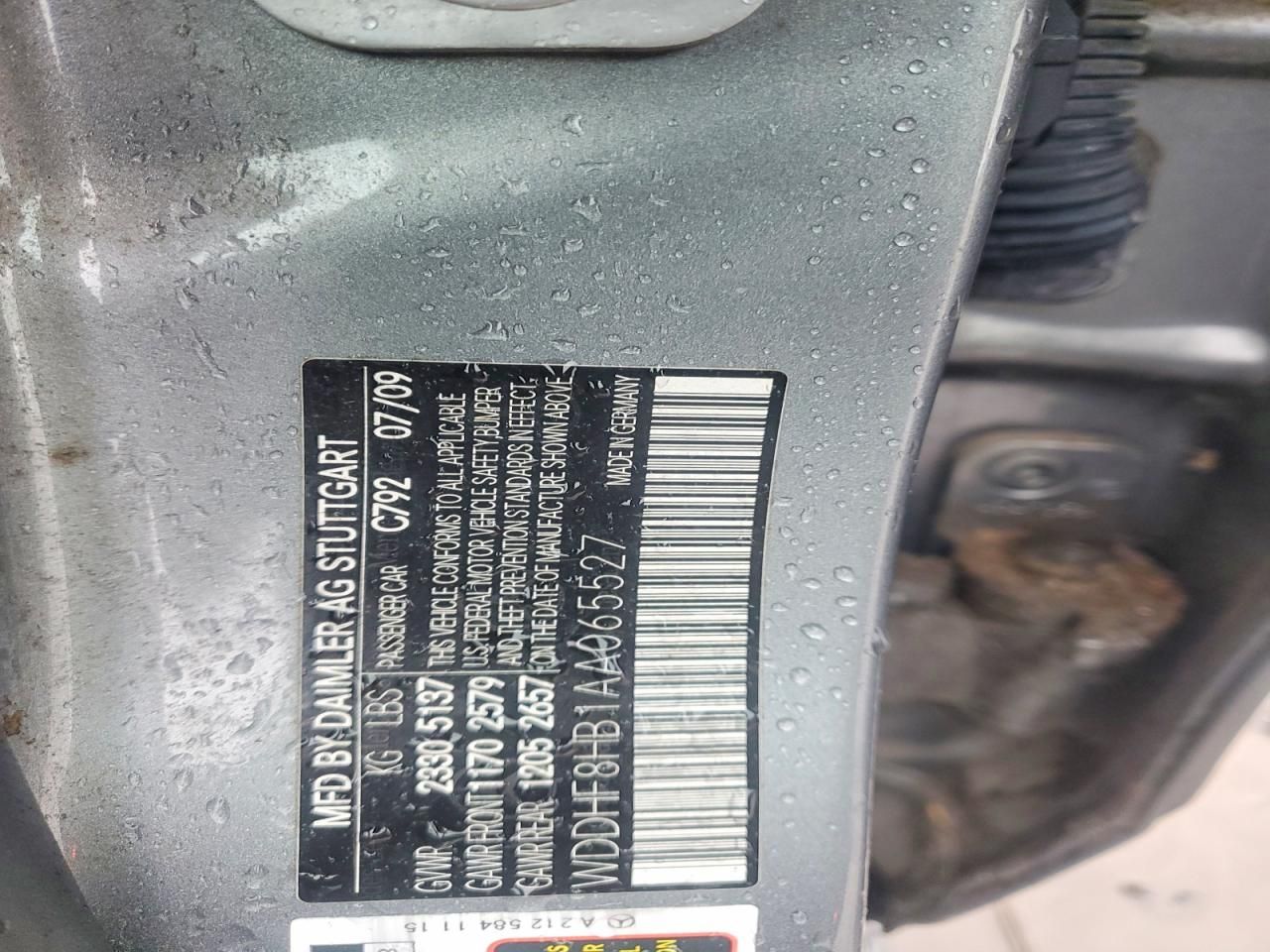 2010 Mercedes-Benz 18 27