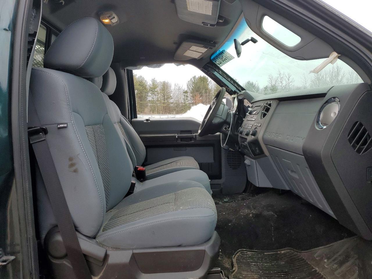 2011 Ford F250 Super Duty Flatbed Truck