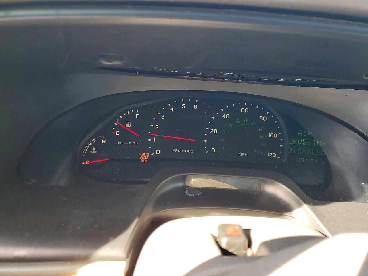 2002 Lincoln Continental